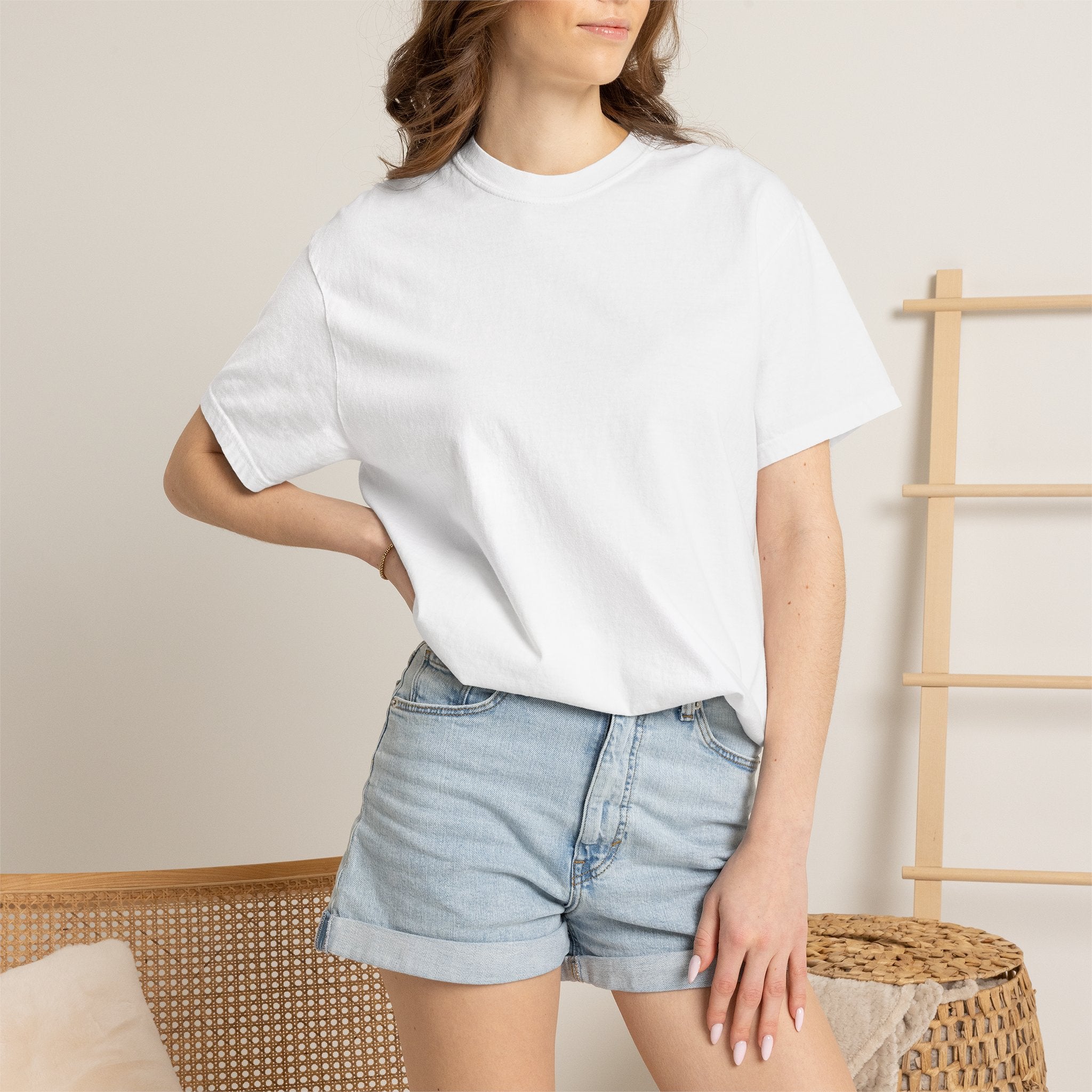 T-Shirt  “The neighbours know our name” Floral Graphic Tee